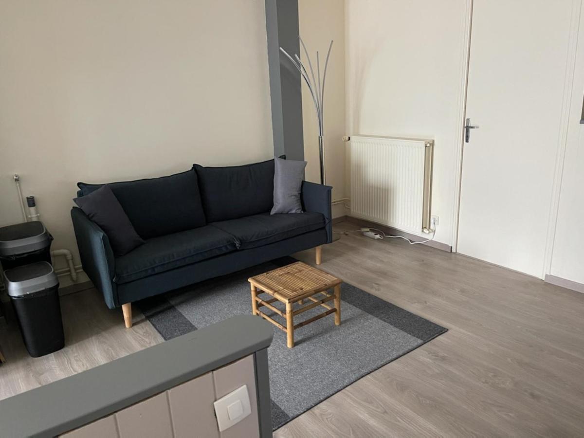 Ferienwohnung Chambre Simple Avec Wifi Châtellerault Exterior foto